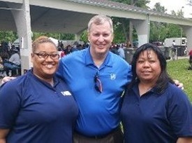 Mayor Ballard and two Veterans